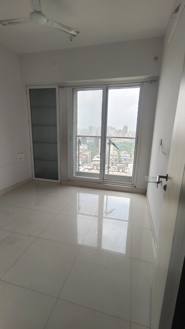 Room in 2 BHK Apartment at Ashar Edge, Pokhran Road No Two – for Rent