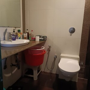 Master Bedroom in 3 BHK Apartment at Yarrow Yucca Vinca, Chandivali – for Sale