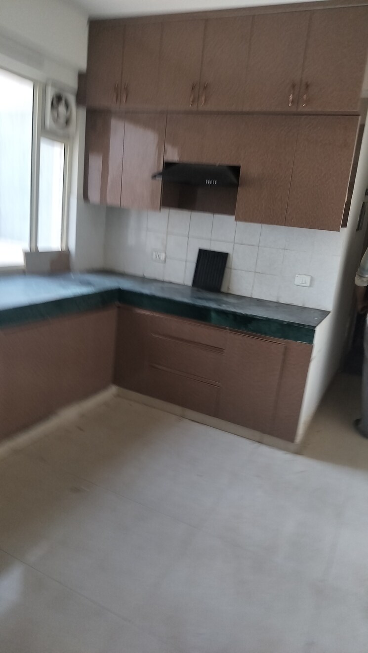 Kitchen, rof-aalayas 2 Bedroom 574 Sq.Ft. Apartment In Sector 102 Gurgaon 8827567