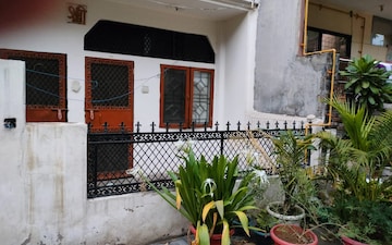 1 BHK Independent House For Rent in Gamma Ii Greater Noida