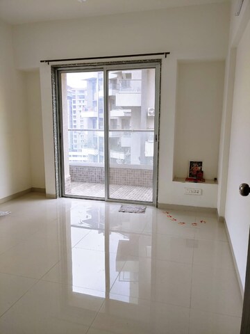 Room in 2 BHK Apartment at Bavdhan – for Rent