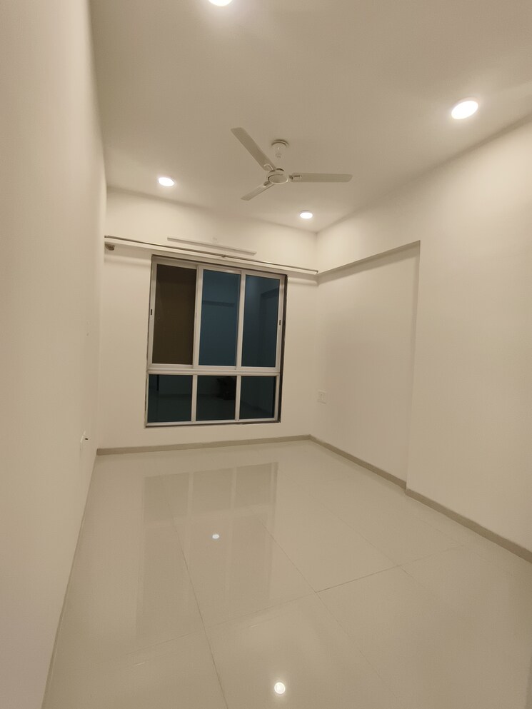 Room, borivali west 2 Bedroom 725 Sq.Ft. Apartment In Borivali West Mumbai 8827563