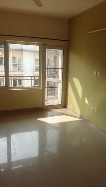 Room in 3 BHK Apartment at Malwa Escon Primera, International Airport Road – for Rent