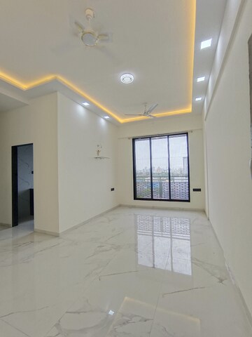 2 BHK Apartment For Rent in Borivali West