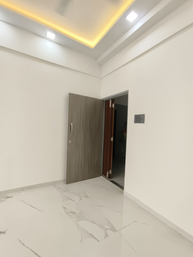Room, borivali west 2 Bedroom 850 Sq.Ft. Apartment In Borivali West Mumbai 8827631