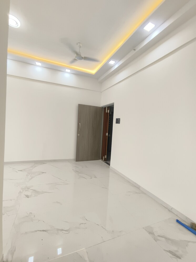 Room, borivali west 2 Bedroom 850 Sq.Ft. Apartment In Borivali West Mumbai 8827631