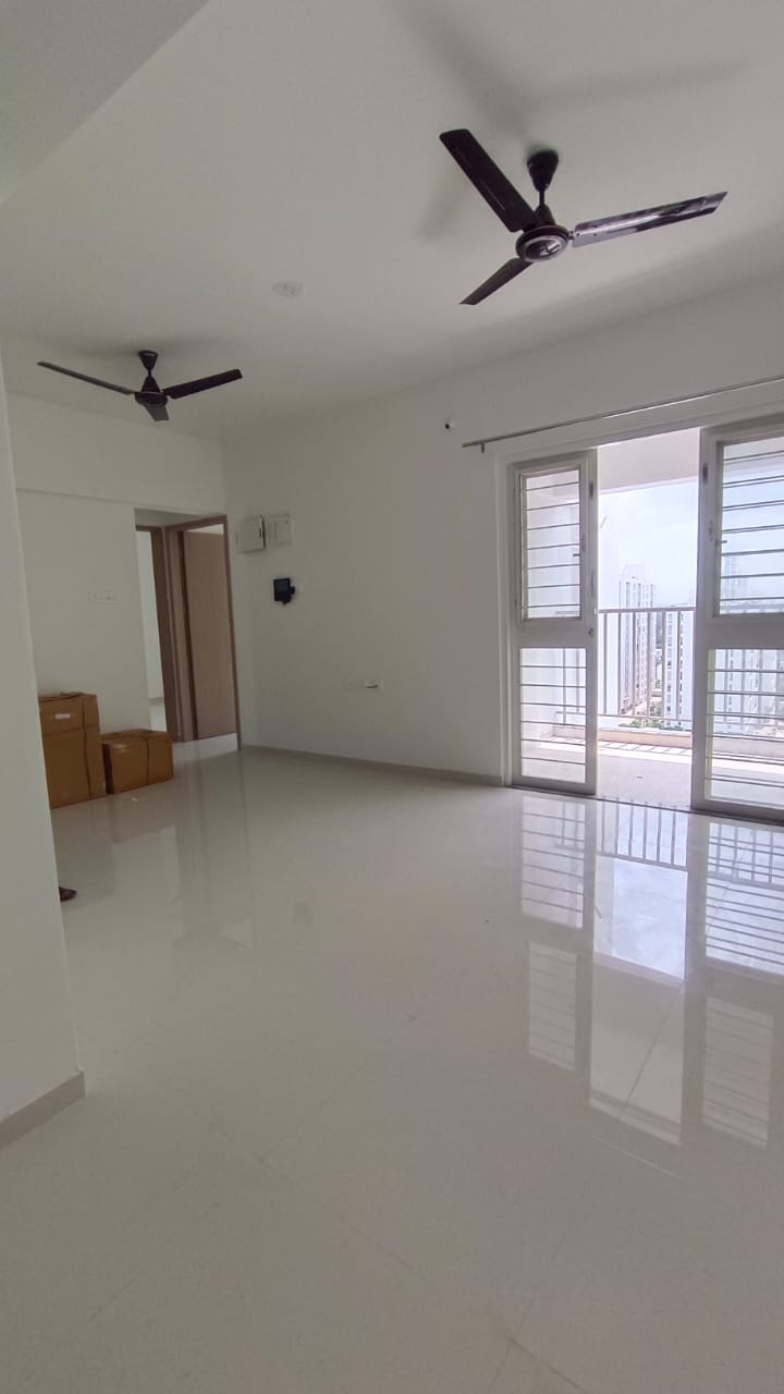 2 BHK + Study Room 780 Sq.Ft. Apartment in V Top Valonia