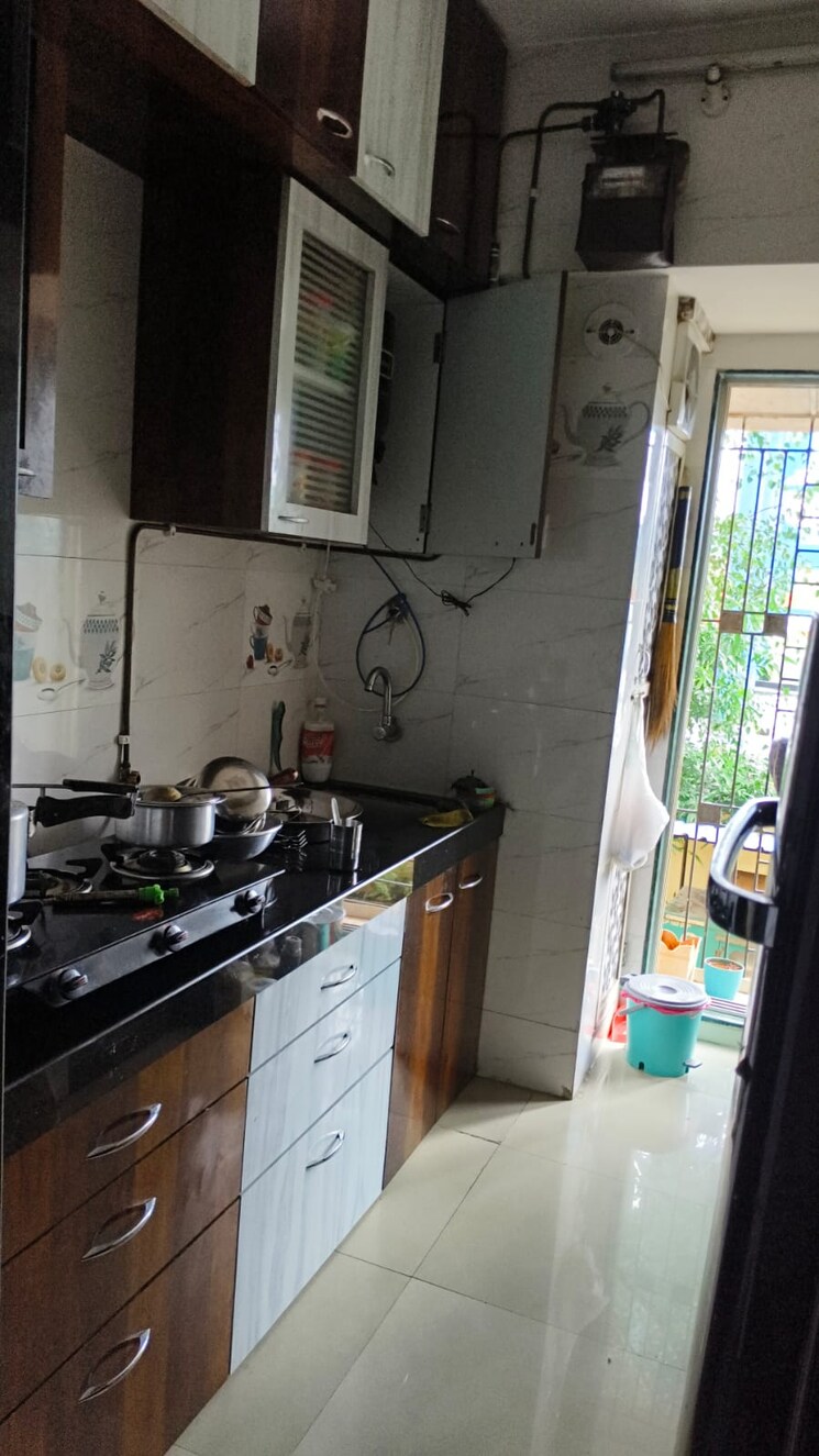 Kitchen, green-square 1 Bedroom 400 Sq.Ft. Apartment In Kasarvadavali Thane 8827643