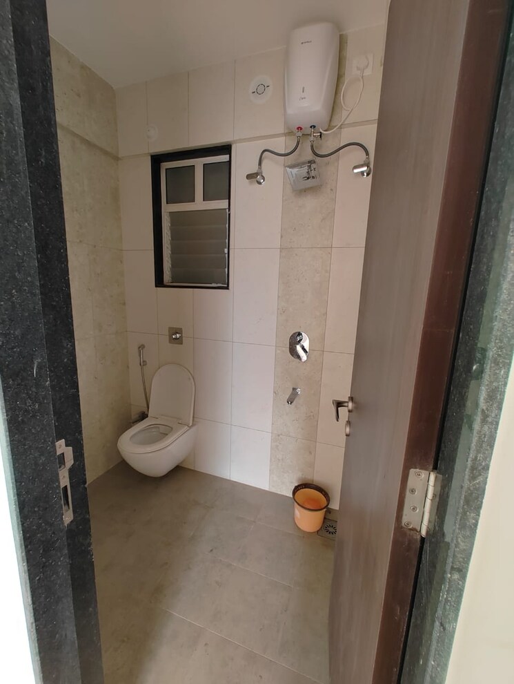 Bathroom, vj-yashone-infinitee 2 Bedroom 1070 Sq.Ft. Apartment In Tathawade Pune 8827646