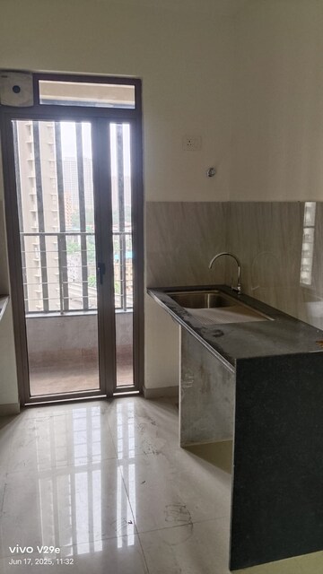Kitchen in 2 BHK Apartment at Kalpataru Paramount A, Kapur Bawdi – for Rent