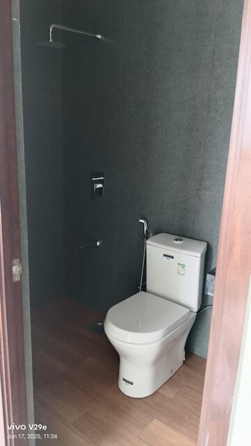Bathroom in 2 BHK Apartment at Kalpataru Paramount A, Kapur Bawdi – for Rent