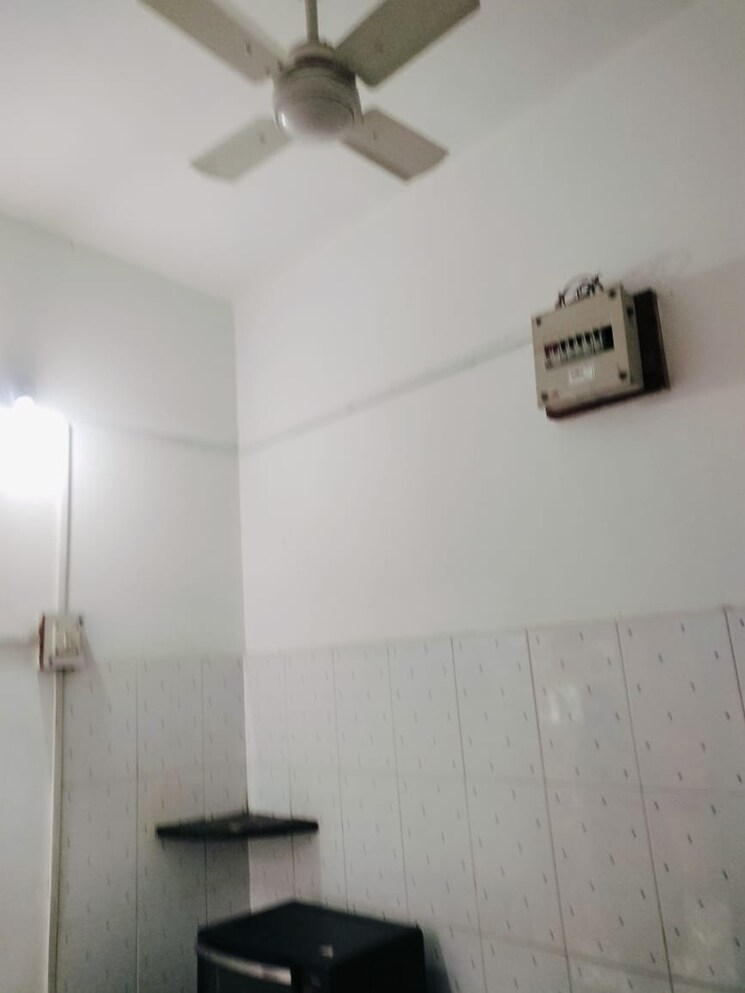 Bathroom, vishnu-apartments-narayan-peth 1 Bedroom 550 Sq.Ft. Apartment In Narayan Peth Pune 8827678