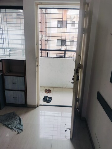 Bathroom in 1 BHK Apartment at Vishnu Apartments Narayan Peth, Narayan Peth – for Rent
