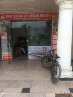 690 Sq.Ft. Retail Shop in Omaxe Royal Street