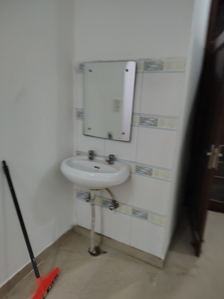 Bathroom, dhakoli 2 Bedroom 1250 Sq.Ft. Builder Floor In Dhakoli Zirakpur 8827726