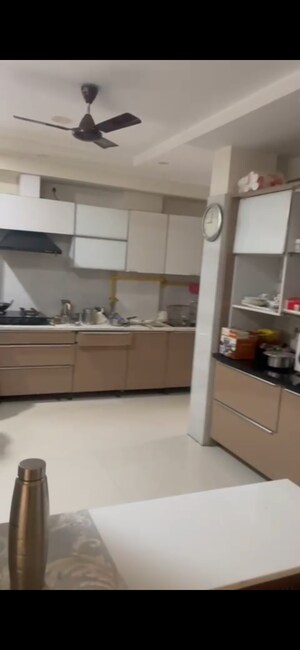 Kitchen in 3.5 BHK Builder Floor at Sector 21d – for Sale