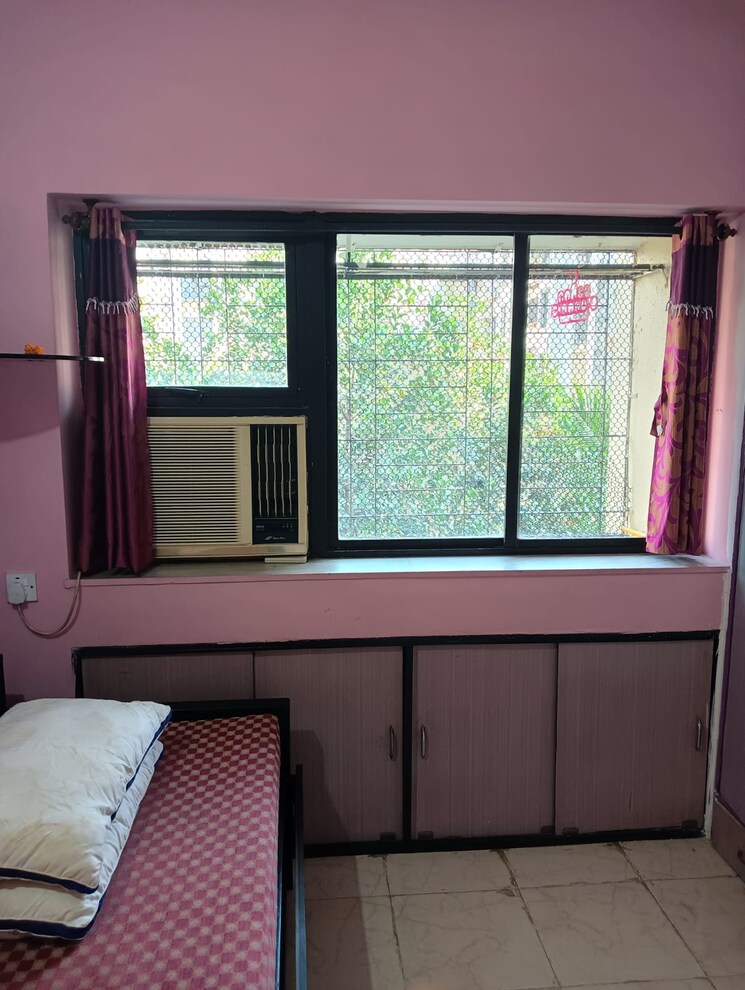 Bedroom, lokhandwala-infrastructure-spring-leaf 1 Bedroom 400 Sq.Ft. Apartment In Kandivali East Mumbai 8827772