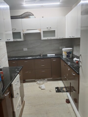 Master Bedroom in 3.5 BHK Builder Floor at Sector 56 – for Rent