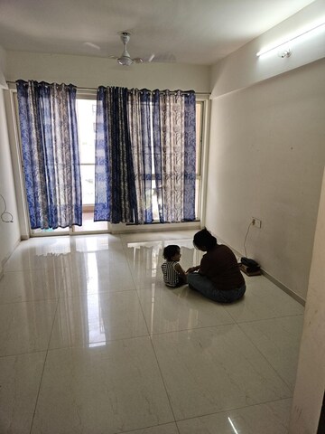 Team Area in 2 BHK Apartment at Kohinoor Tinsel County, Hinjewadi – for Rent