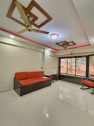 1 BHK Apartment For Rent in Borivali West