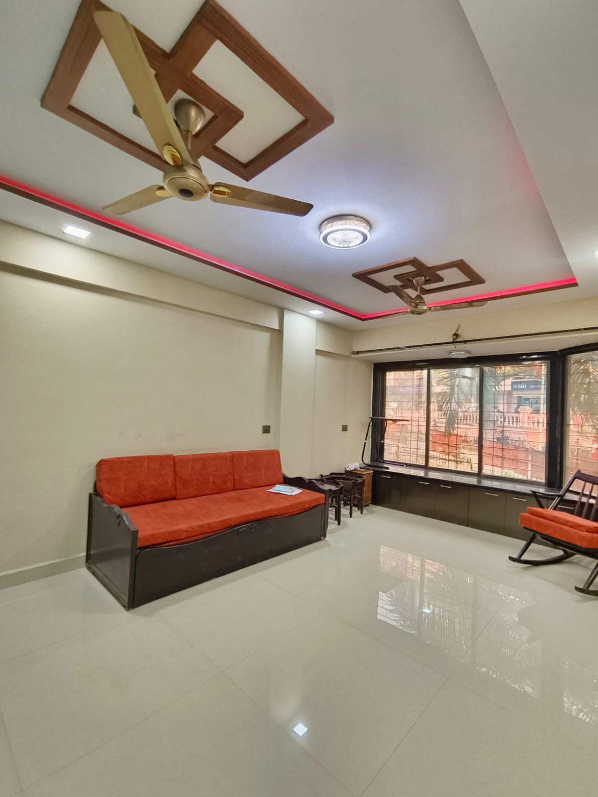1 BHK + Servant Room Apartment For Rent in Weat View Apartment