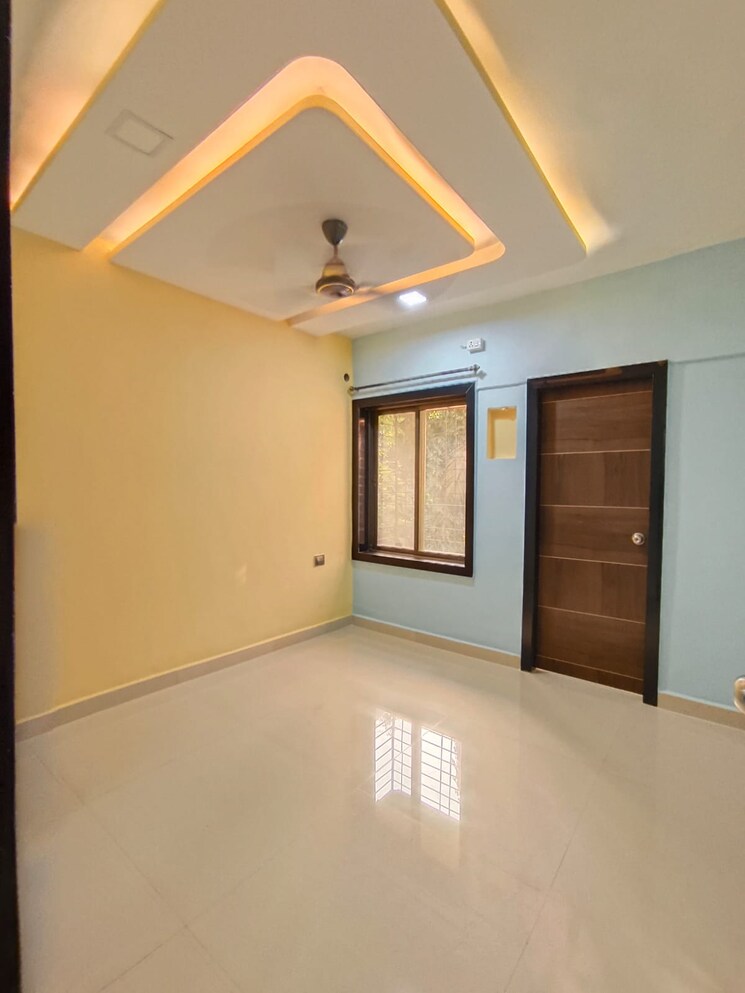 Room, borivali west 1 Bedroom 550 Sq.Ft. Apartment In Borivali West Mumbai 8827774