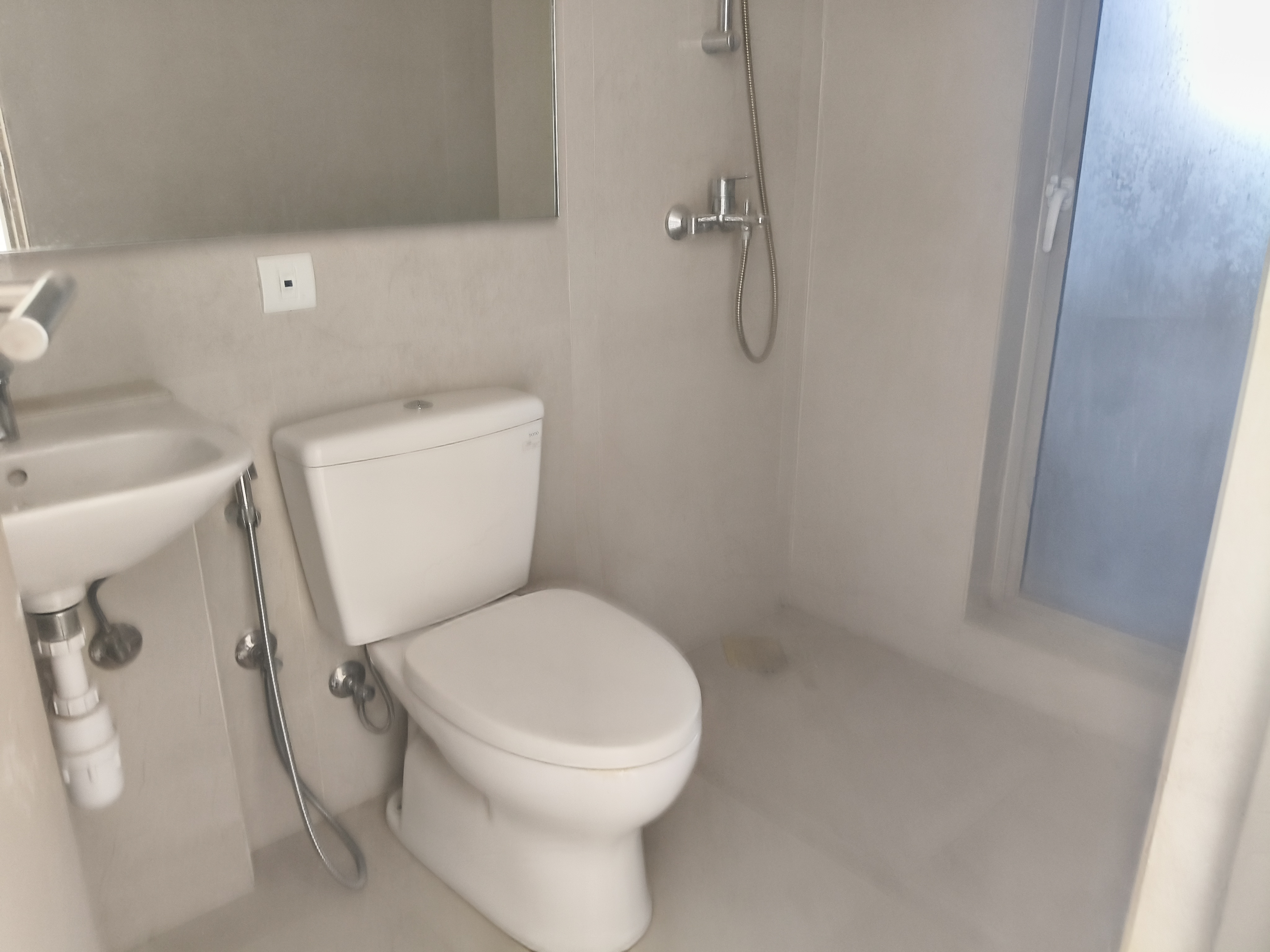 1 BHK + Extra Room Apartment For Rent in Hiranandani Fortuna
