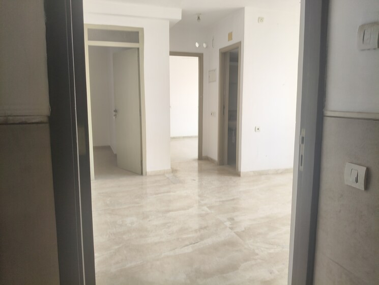 Room, hiranandani-fortuna 1 Bedroom 500 Sq.Ft. Apartment In Ghodbunder Road Thane 8827800