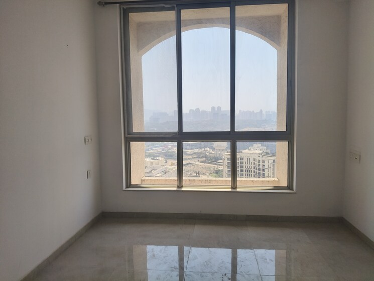 Room, hiranandani-fortuna 1 Bedroom 500 Sq.Ft. Apartment In Ghodbunder Road Thane 8827800