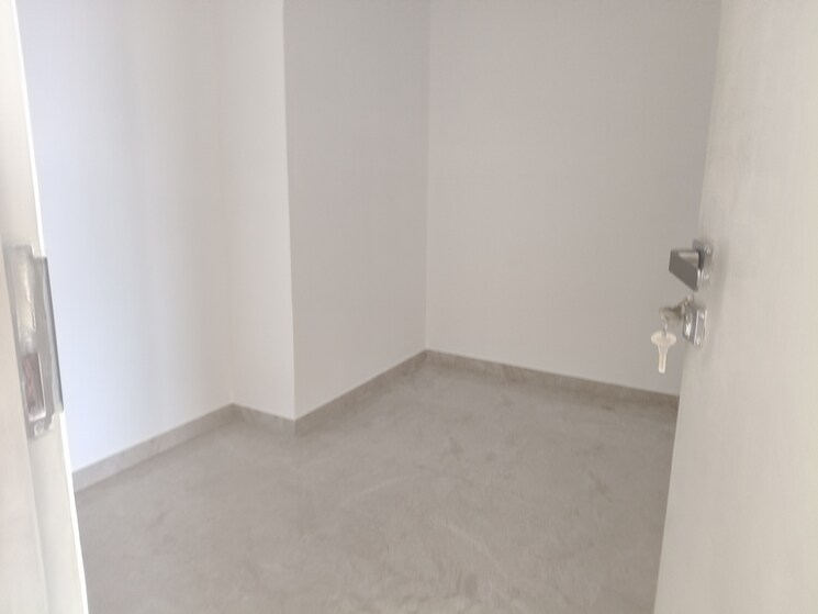 Room, hiranandani-fortuna 1 Bedroom 500 Sq.Ft. Apartment In Ghodbunder Road Thane 8827800