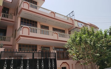 3 BHK Builder Floor For Rent in RWA Apartments Sector 51, Sector 51