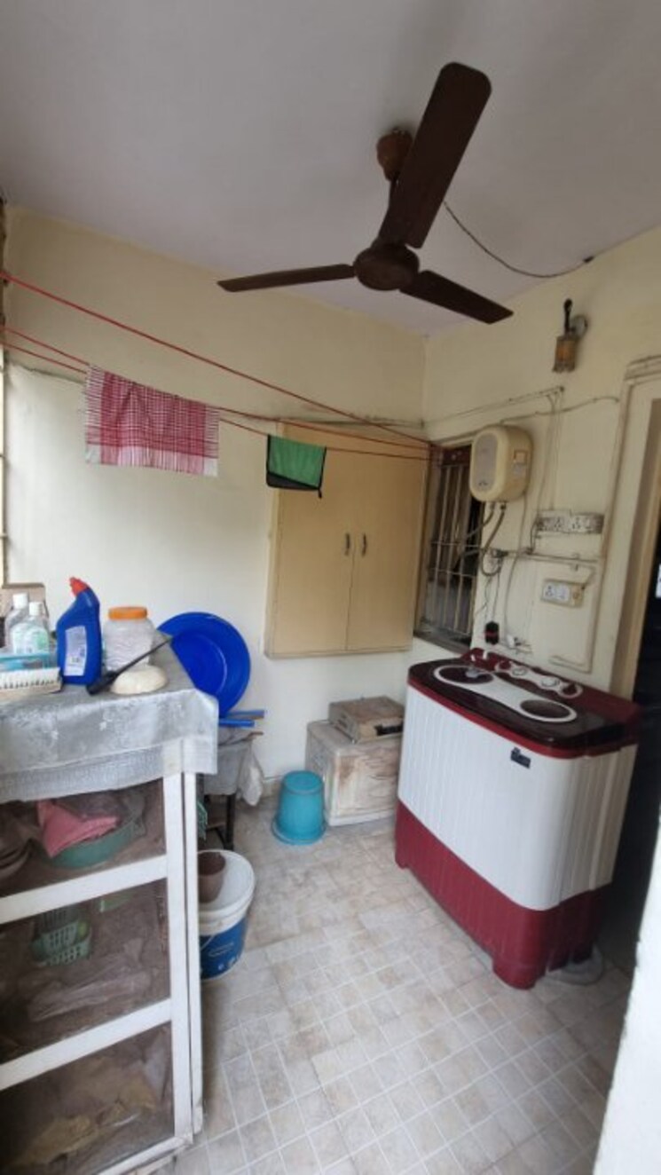 undefined, paschim vihar 3 Bedroom 1200 Sq.Ft. Apartment In Paschim Vihar Delhi 8827780