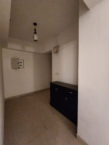 Room in 2.5 BHK Apartment at Rail Vihar Sector 30, Sector 30 – for Rent