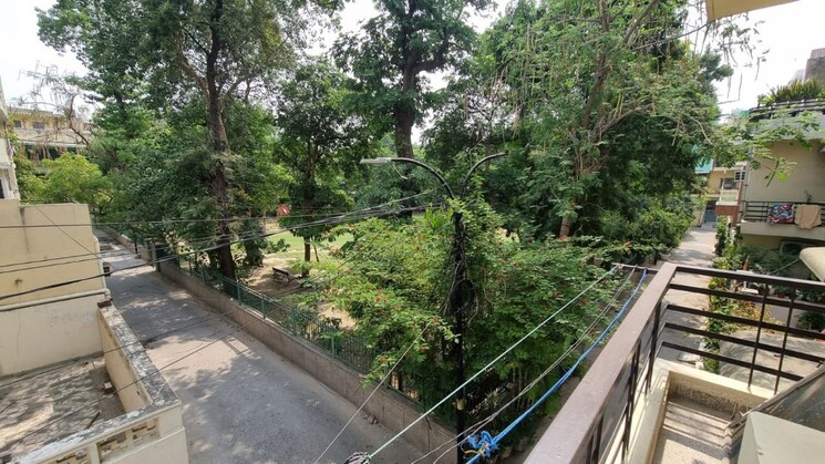 Balcony, paschim vihar 3 Bedroom 1200 Sq.Ft. Apartment In Paschim Vihar Delhi 8827780