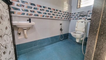 Master Bedroom in 1 BHK Apartment at Evershine Nagar – for Rent