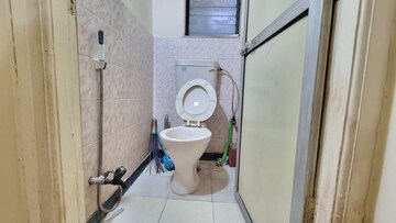 Bathroom in 1 BHK Apartment at Evershine Nagar – for Rent