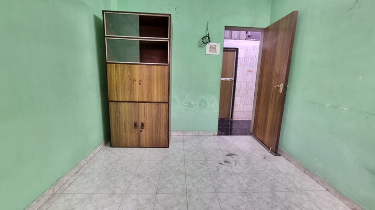 Room, evershine nagar 1 Bedroom 450 Sq.Ft. Apartment In Evershine Nagar Mumbai 8827915