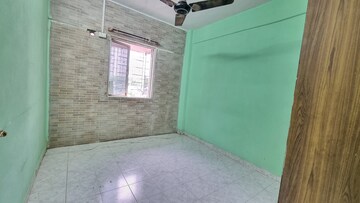 Room in 1 BHK Apartment at Evershine Nagar – for Rent