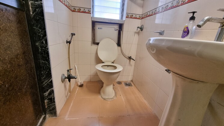 Bathroom, la-chapelle-apartment 2 Bedroom 950 Sq.Ft. Apartment In Malad West Mumbai 8827933