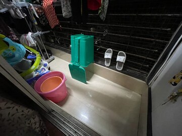 Furnished Amenities in 3 BHK Apartment at Mat Cornel Heights, Ic Colony – for Rent