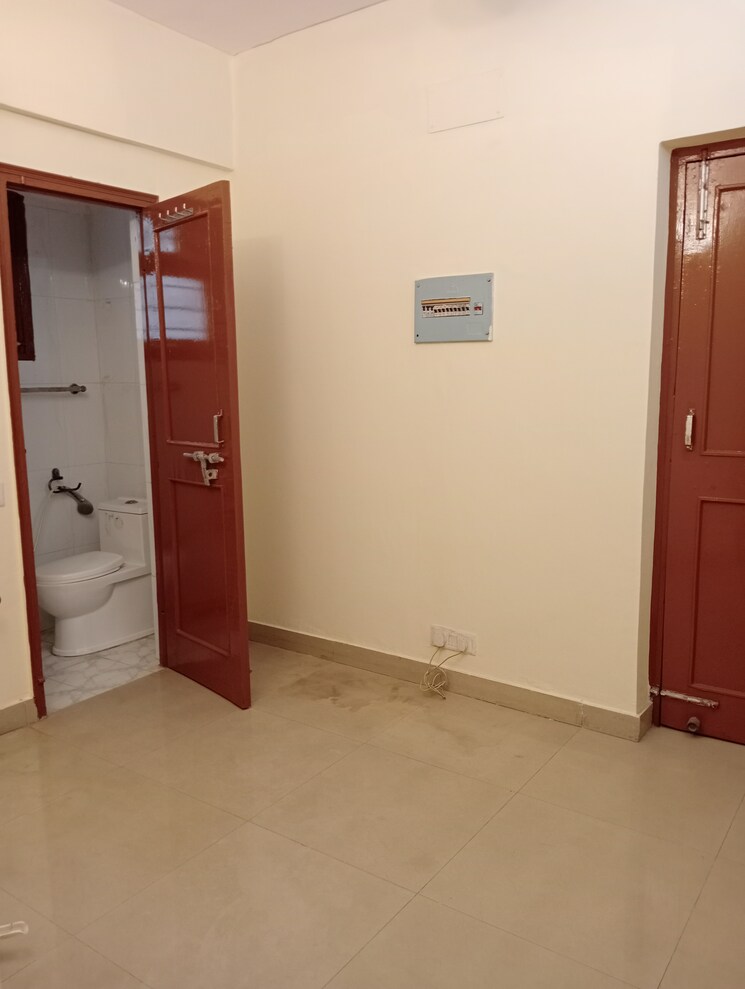 Room, lord-mahavira-apartment 3 Bedroom 1500 Sq.Ft. Apartment In Sector 29 Noida 8827970