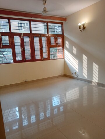 Balcony in 3 BHK Apartment at Lord Mahavira Apartment, Sector 29 – for Rent
