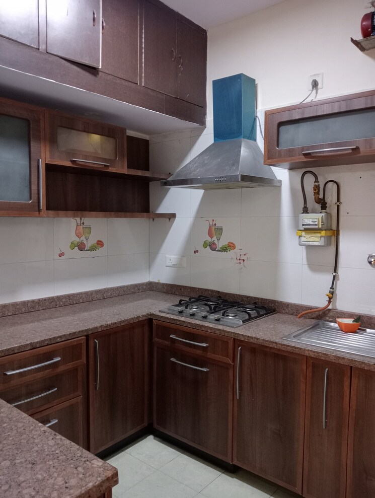 Kitchen, lord-mahavira-apartment 3 Bedroom 1500 Sq.Ft. Apartment In Sector 29 Noida 8827970