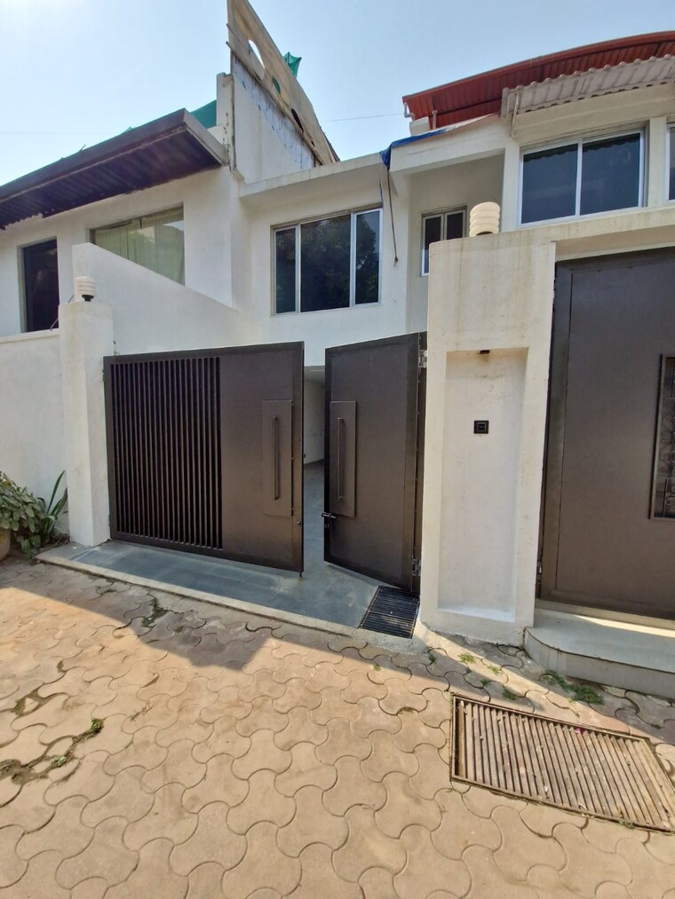 Exterior View, lokhandwala-complex 6 Bedroom 4109 Sq.Ft. Villa In Andheri West Mumbai 8827977