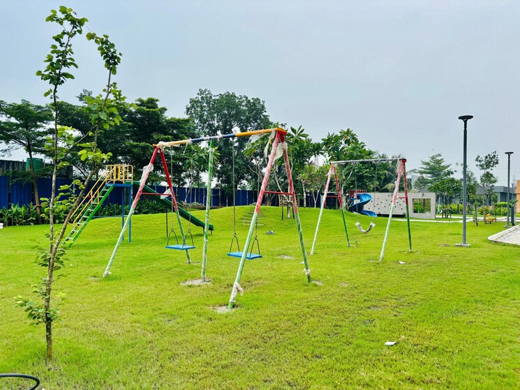 Garden, godrej-seven 2 Bedroom 817 Sq.Ft. Apartment In Joka Kolkata 8827951