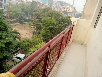 Balcony in 1 BHK Independent House at Niti Khand Iii – for Rent