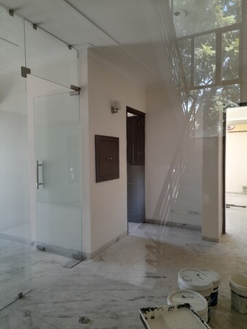 Master Bedroom in 2 BHK Builder Floor at Sector 23 – for Rent
