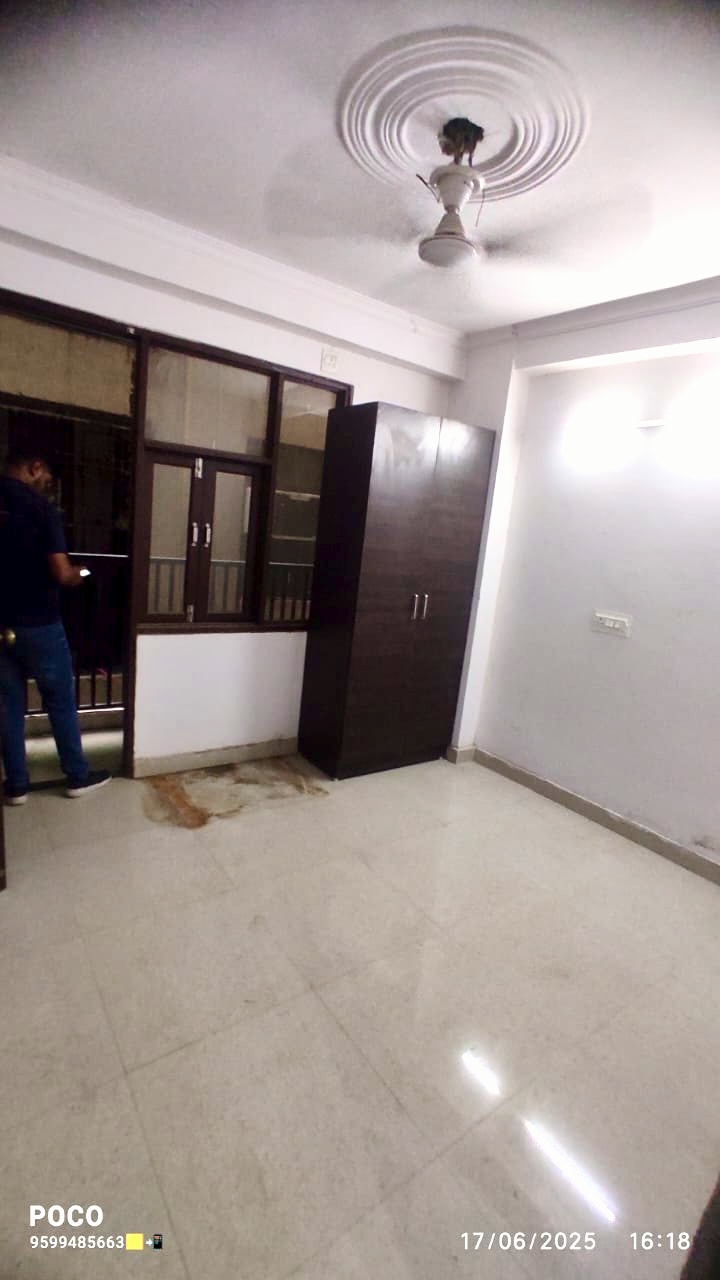 1 BHK + Extra Room Builder Floor For Rent in Mehrauli 