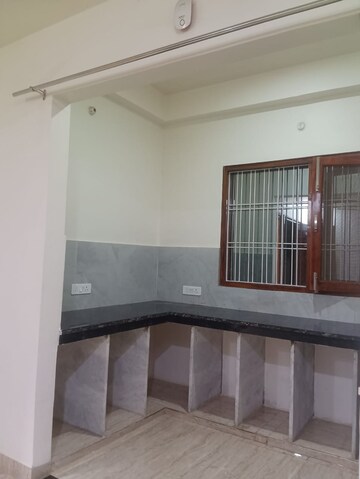 Kitchen in 2 BHK Villa at Gomti Nagar – for Rent