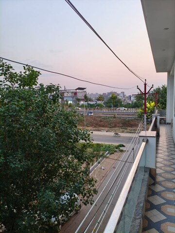 Balcony in 2 BHK Villa at Gomti Nagar – for Rent